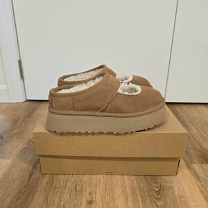 ❌️SOLD❌️ UGG Bea Mary Jane Clogs/Slippers